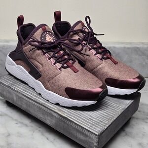 Nike Air Huarache Sneakers Womens Sz 8.5 Port Wine Ultra Running Shoes Excellent